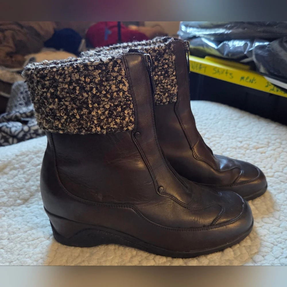 Blondo Canada AquaProtect Brown Leather‎ Ankle Boots 9.5 M Tweed Cuff Zip...